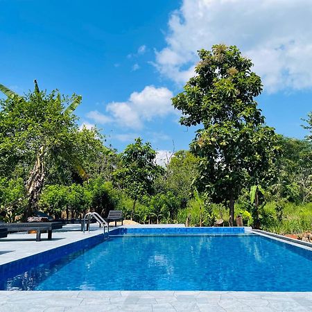 Sigiriya River Side Resort Екстериор снимка
