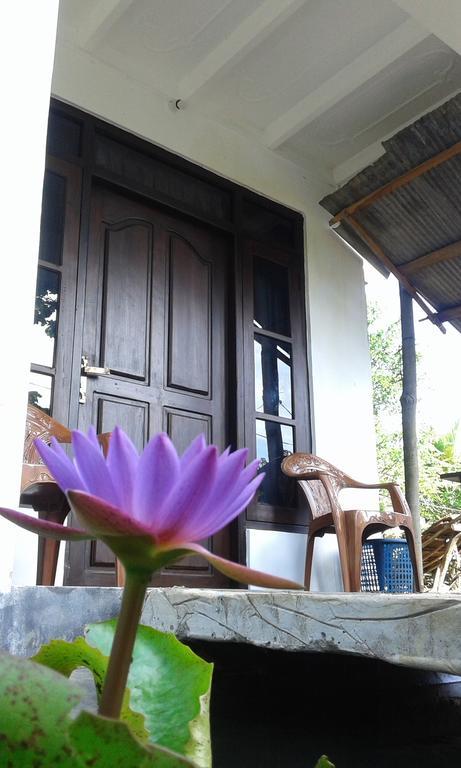 Sigiriya River Side Resort Екстериор снимка