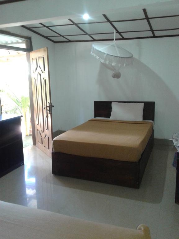 Sigiriya River Side Resort Екстериор снимка